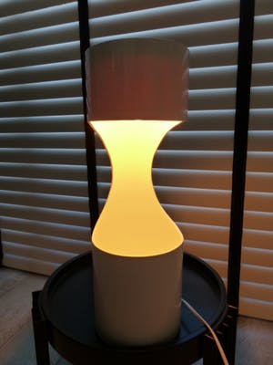 Niet of onleesbaar gesigneerd - Design tafellamp NEBU 70’s naar ontwerp van Erik van Buijtenen kopen? Bied vanaf 1!