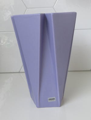 Niet of onleesbaar gesigneerd - FEMI Keramiek Losser - Lila Design Vaas kopen? Bied vanaf 10!