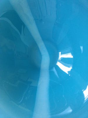 Niet of onleesbaar gesigneerd - Licht blauwe glazen vaas kopen? Bied vanaf 10!