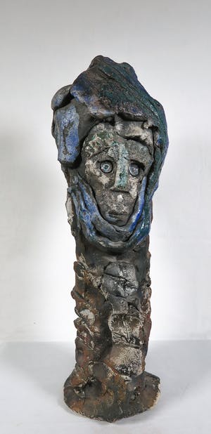 Ad Arma - Aardewerken sculptuur met twee gezichten kopen? Bied vanaf 200!