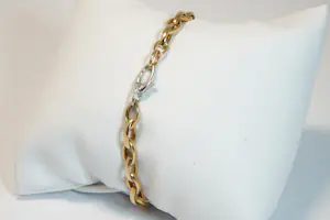 34 - 14 karaats bicolor gouden holle armband met markies vormige schakels kopen? Bied vanaf 350!