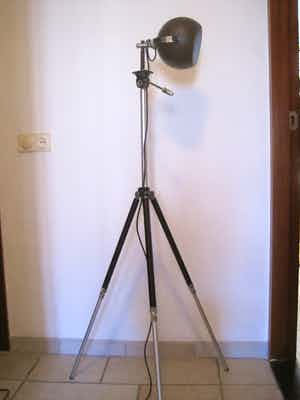 Industriële vintage vloerlamp Herda-Fairfax verkocht voor € 65!