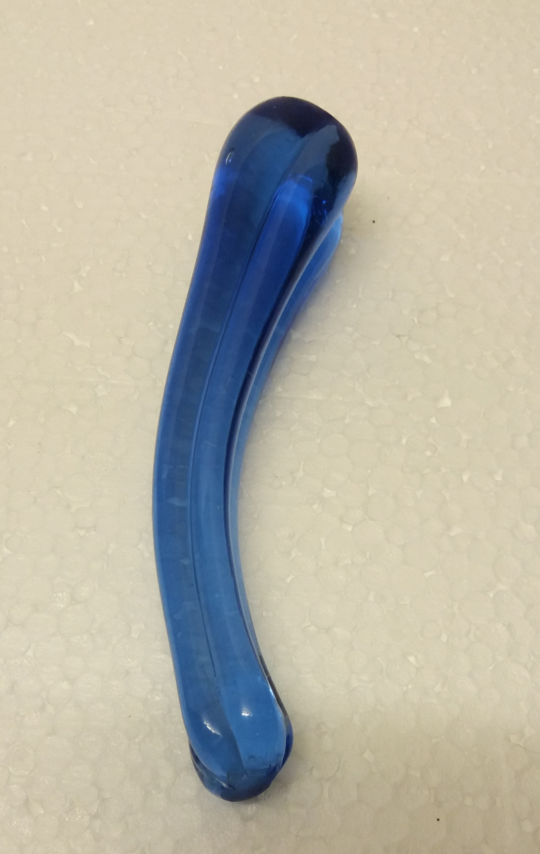 Niet of onleesbaar gesigneerd - onleesbaar signatuur Mooie glazen asbak met stamper kobalt blauw uit jaren '60 kopen? Bied vanaf 1!