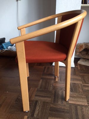 Magnus Olesen - Denemarken: Vier beukenhouten stoelen brique zitting en rugleuning kopen? Bied vanaf 150!