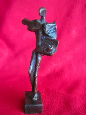 Hans van Eerd - Figuur met boek en appel. kopen? Bied vanaf 75!