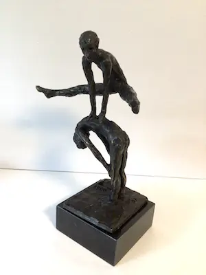 Astrid Veldhuyzen-Koppen - Sculptuur “ De Bokkensprong “ kopen? Bied vanaf 89!