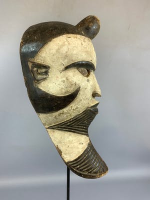 Pende - African mask from the Pende - Congo kopen? Bied vanaf 35!