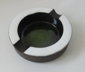 Potterie Ravelli - Asbak met craquele glazuur kopen? Bied vanaf 1!