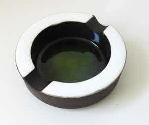 Potterie Ravelli - Asbak met craquele glazuur verkocht voor € 1!