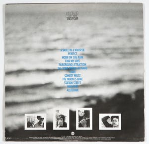 Elliott Erwitt - Gesigneerd op hoes van Fairground Attraction ‎– The First Of A Million Kisses kopen? Bied vanaf 1!