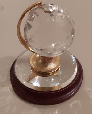 Niet of onleesbaar gesigneerd - Glazen objecten ter decoratie kopen? Bied vanaf 1!