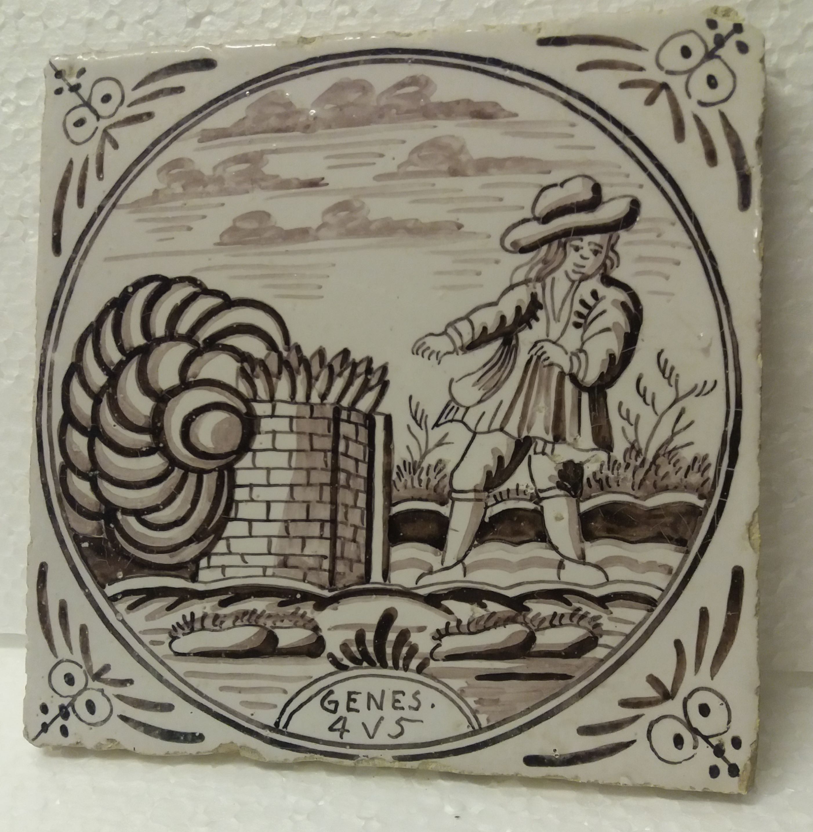 Niet of onleesbaar gesigneerd - Tegel in tinglazuur, met voorstelling: Genes. 4 v 5: Het offer van Kaïn, verkocht voor € 1!