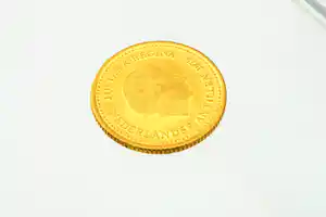 massief gouden (900/1000)  100 Gulden munt Nederlandse Antillen (1978) verkocht voor € 300!