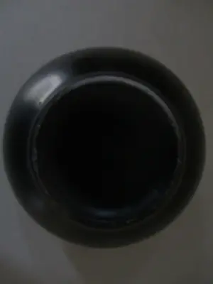 N.V. Porselein- en Tegelfabriek Mosa - 2 kannen en een vaas kopen? Bied vanaf 60!