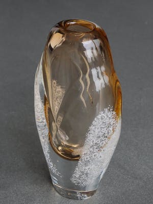 Jan Beranek - Vaas met ingesloten luchtbellen kopen? Bied vanaf 1!