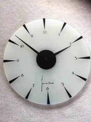 Jan des Bouvrie - Wandklok verkocht voor € 70!