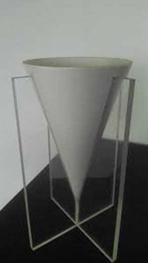 Koninklijke Tichelaar Makkum - Bert Pompe Delta vaas wit kopen? Bied vanaf 36!