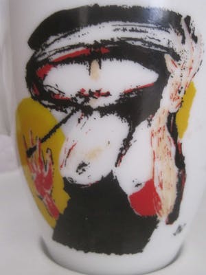 Niet of onleesbaar gesigneerd - Walküre gesigneerde espresso kop en schotel 2x kopen? Bied vanaf 10!