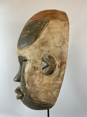 Igbo - African mask from the Igbo - Nigeria. kopen? Bied vanaf 45!