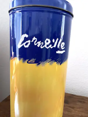 Corneille - 2 schaaltjes en hoge blikken trommel, gesigneerd in de druk kopen? Bied vanaf 25!