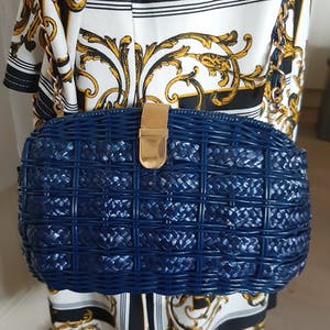 Niet of onleesbaar gesigneerd - Bulaggi en krokodil farm 2 tassen kopen? Bied vanaf 10!