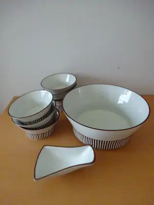 N.V. Keramische Industrie Fris - Willem de Vries- Cleopatra schalenset 1961 kopen? Bied vanaf 55!