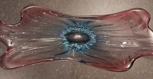 Niet of onleesbaar gesigneerd - Glazen vaas en schaal kopen? Bied vanaf 1!