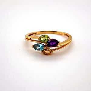 handgemaakte 18kt gouden ring met kleur edelstenen maat 54(17,5) 2,10 gr verkocht voor € 120!