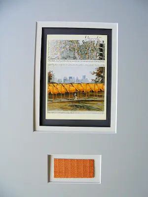 Christo - Project for Central Park NYC " The Gates " - artcard handgesigneerd in pptout kopen? Bied vanaf 1!