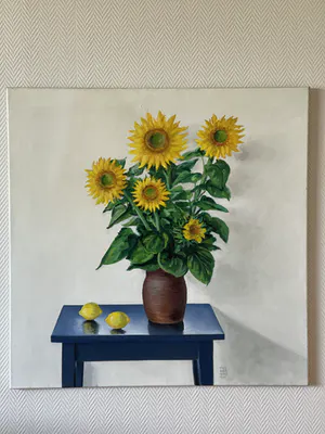 Thijs Overmans - Zonnebloemen en citroenen op houten tafel kopen? Bied vanaf 20!