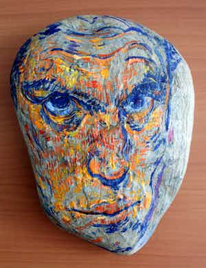 Jurriaan van Hall - beschilderde steen: gezicht (collectie Dreesmann) verkocht voor € 249!