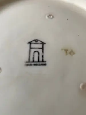 Plateelbakkerij Zuid-Holland - Zeldzame dekschaal Vermu / Leen J. Muller 1928 kopen? Bied vanaf 55!