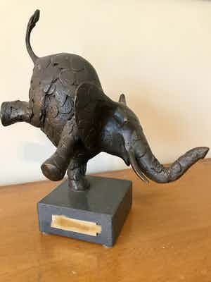 Evert den Hartog - Dansende olifant verkocht voor € 800!