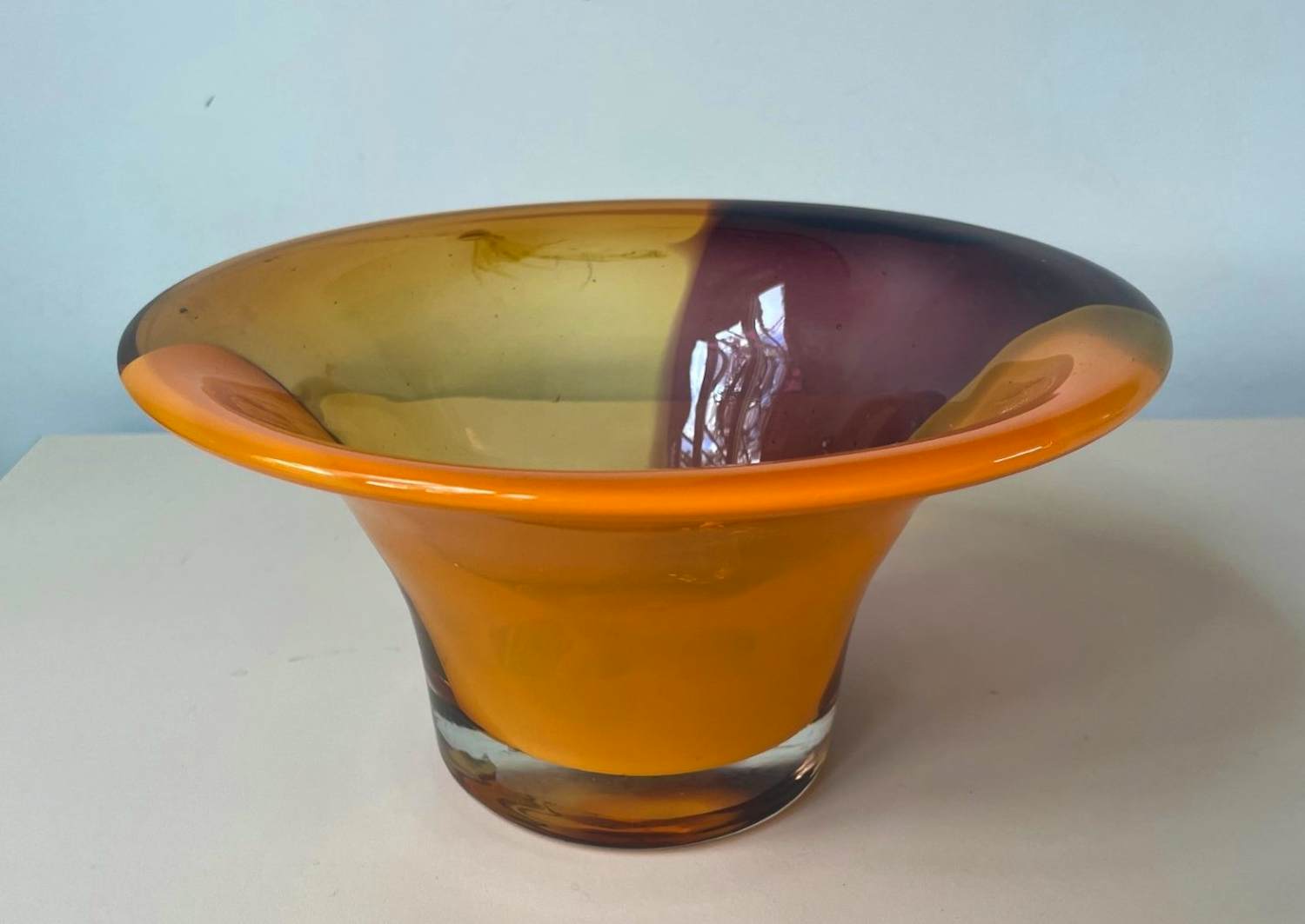 Bernard Heesen - Kunstglazen schaal in drie kleuren - Glasblazerij Oude Horn Acquoy verkocht voor € 50!