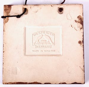 Faience- en Tegelfabriek Westraven - Cloisonné tegel voorstellende wapen van Bandoeng kopen? Bied vanaf 9!