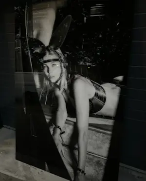 Oscar Munar - Playboy zwart wit kopen? Bied vanaf 299!