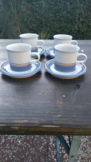 Arabia - 4 kop en schotel Uthua kopen? Bied vanaf 25!