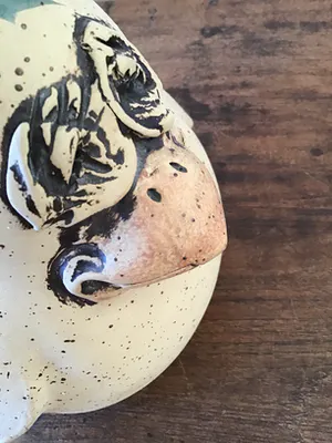 Niet of onleesbaar gesigneerd - Keramiek kip, gesigneerd kopen? Bied vanaf 1!