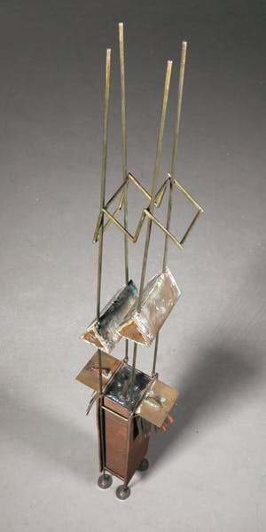 Niet of onleesbaar gesigneerd - IJzer/Messing, Vrijgevormd object kopen? Bied vanaf 10!