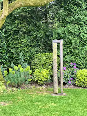Herman Bartelds - tuinbeeld van Steen en Messing verkauft für € 1200!