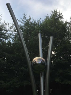Niet of onleesbaar gesigneerd - moderne sculptuur kopen? Bied vanaf 10!