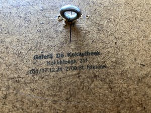 Rick Theunissen - Prachtig schilderij in kenmerkende kleuren. " Huis aan het water ". kopen? Bied vanaf 50!