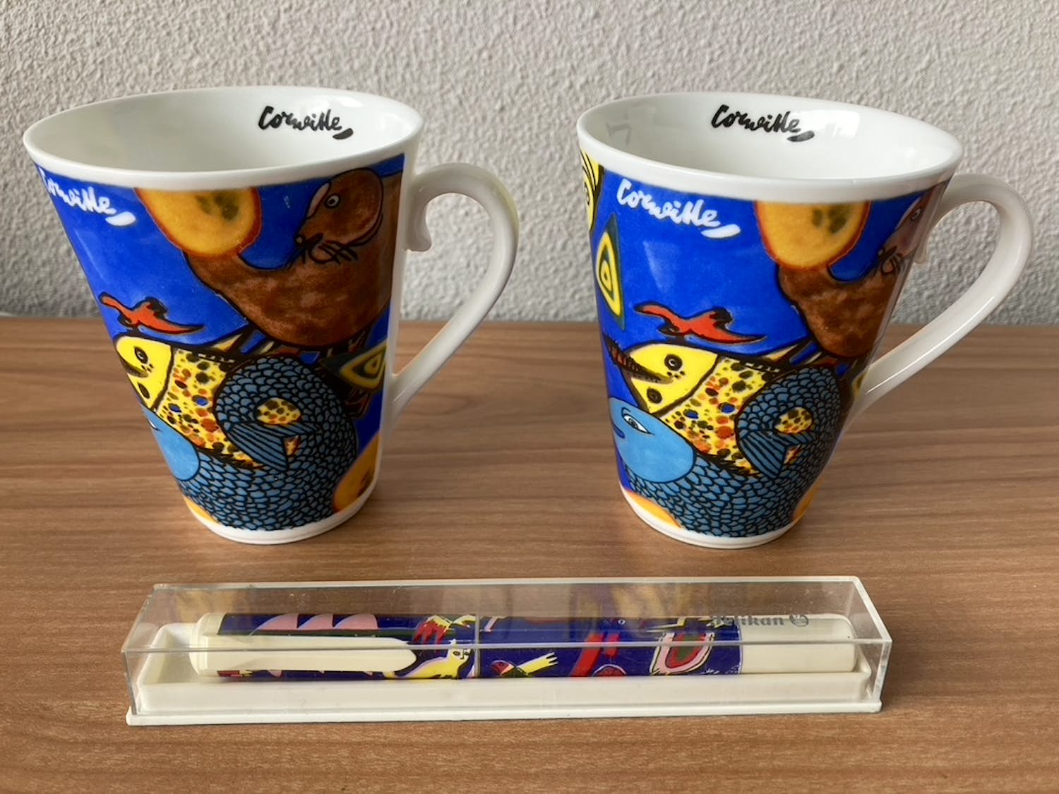 Corneille - 2 Bekers -Bone China en Corneille Pelikan vulpen in doosje. kopen? Bied vanaf 25!