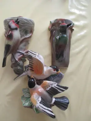 Niet of onleesbaar gesigneerd - 3 porseleinen vogels - wanddecoratie kaufen? Bieten Sie von 10!