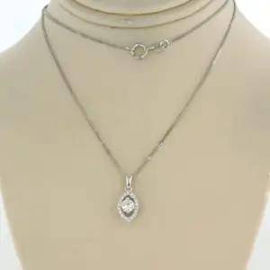 14k wit gouden collier en hanger met briljant geslepen diamant tot. 0.26 ct kaufen? Bieten Sie von 400!