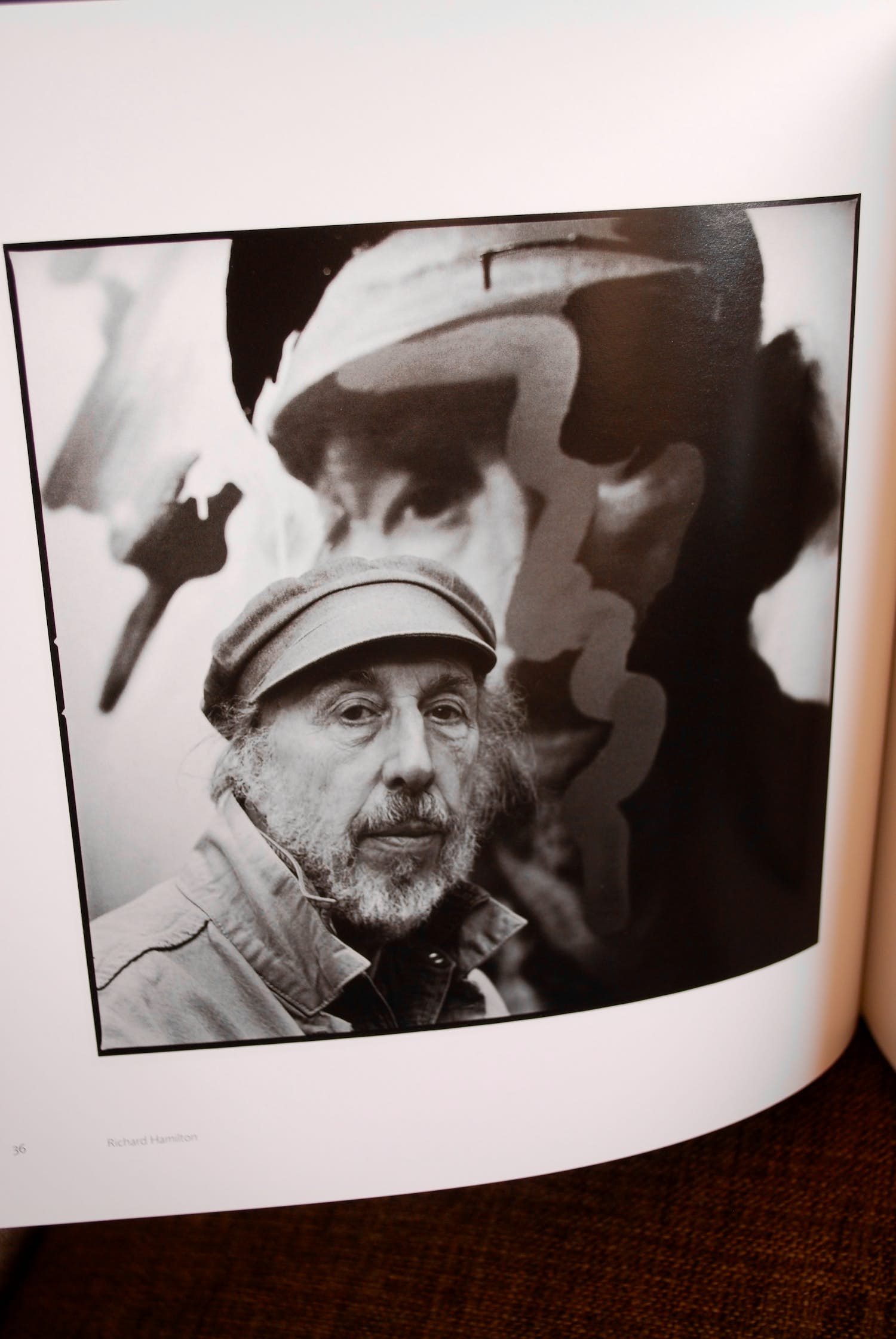 Nicholas Sinclair - Gesign. boek met 48 foto's Britse kunstenaars: Gilbert&George-R.Hamilton-e.v.a verkocht voor € 30!