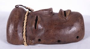 Lele - Masker met haarband en kauri aan het voorhoofd kopen? Bied vanaf 1!