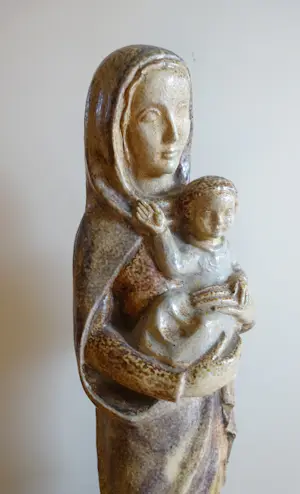 Albert Meertens - Maria en kind in steengoed met zoutkristallen- Beesel Terraco kopen? Bied vanaf 275!