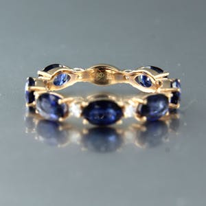 18K Goud - rood gouden ring bezet met saffier en briljant geslepen diamant kopen? Bied vanaf 550!