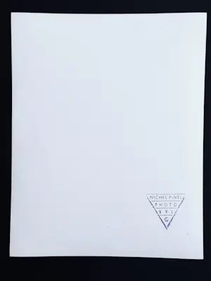 Buy Michel Pinel - Jugendliche Schönheit auf der Treppe? Bid from 100!